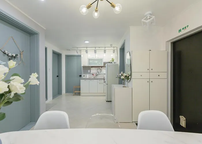 Cloud Nine Hongdae Private Appartement