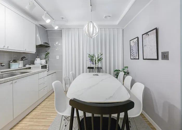 Cloud Nine Hongdae Private *